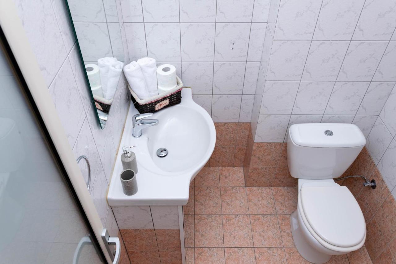 Vista Del Mare 1 Apartman Néa Róda Kültér fotó